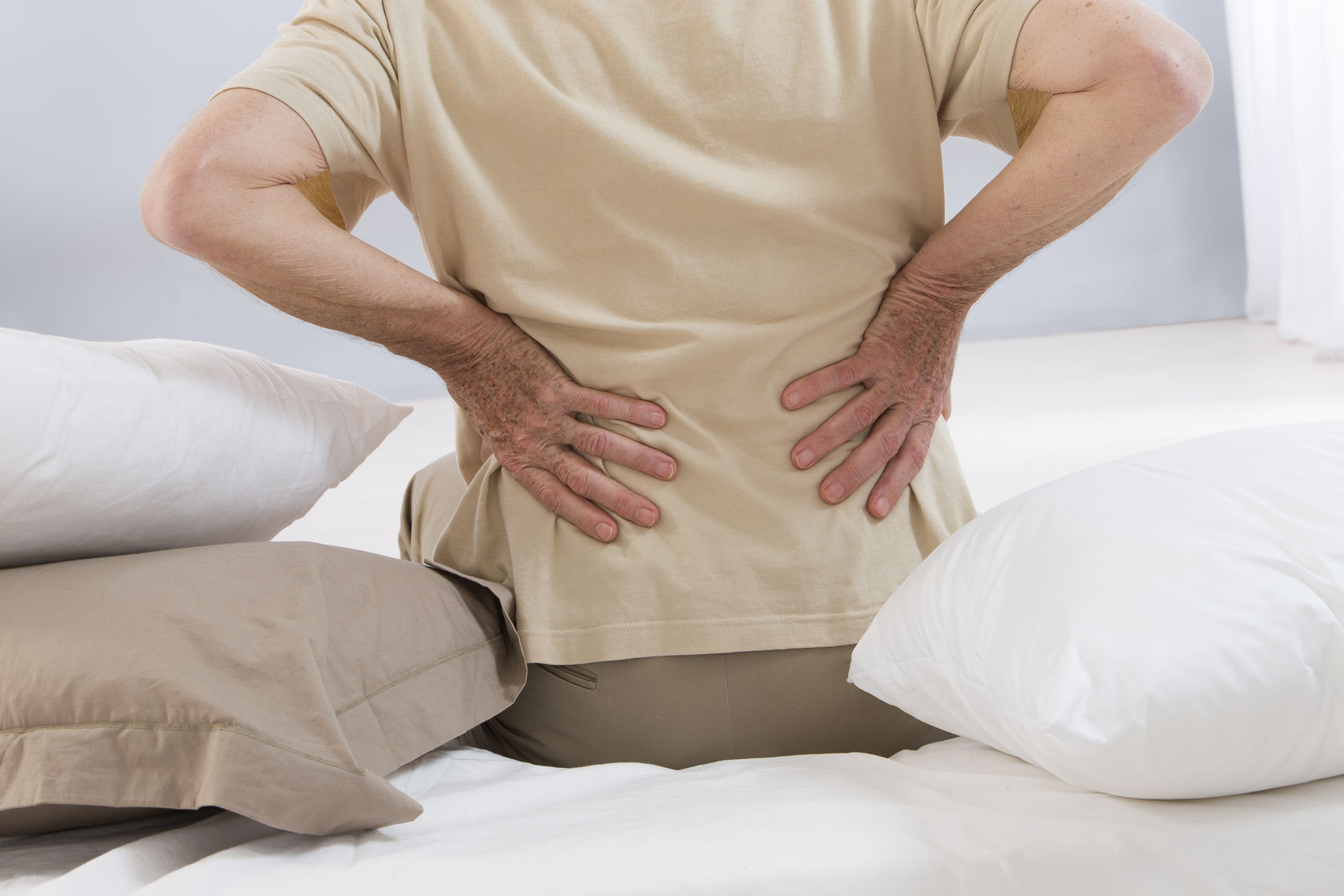 How To Naturally Manage and Relieve Your Back Pain