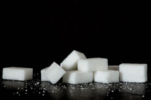 8 Healthy Reasons To Cut Out Sugar For Good! | www.naturallyhealthynews.com