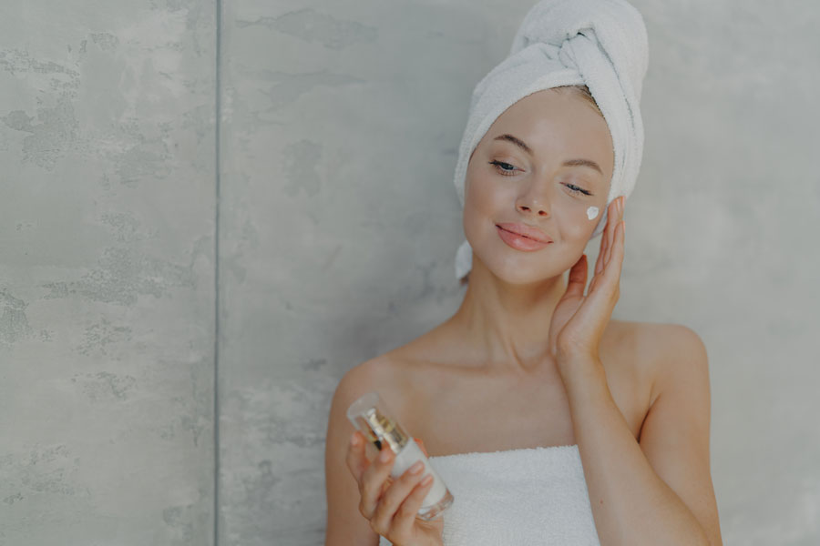Unlock the Secret to Youthful Skin with Bakuchiol – The Natural Retinol Alternative