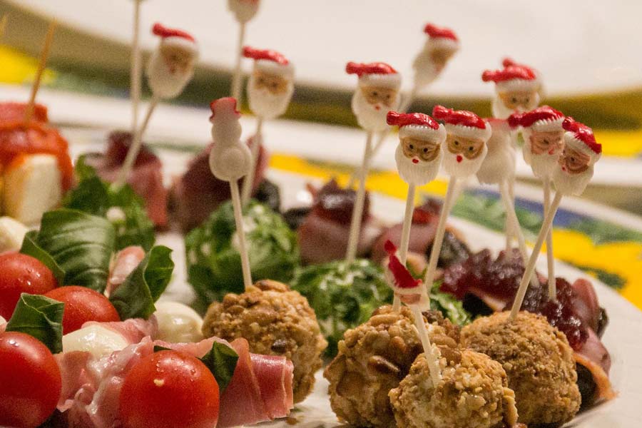 Our Top Tips on How to Have a Happy and Healthy Christmas