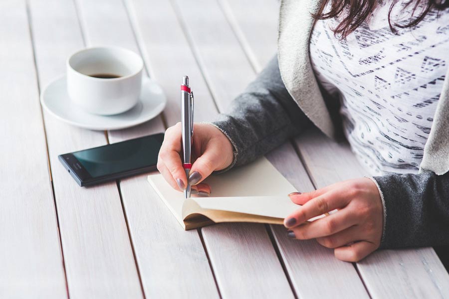 Mindful Goal Setting: Craft Your Health Journey for 2025